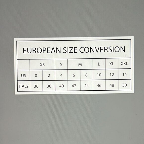 $300 JUST CAVALLI  swimsuit beachwear size 42 Italy , 6 Us - Picture 13 of 13